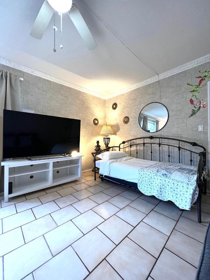 Great Location Condo 2 Min Walk From The Beach Fort Lauderdale Exterior photo